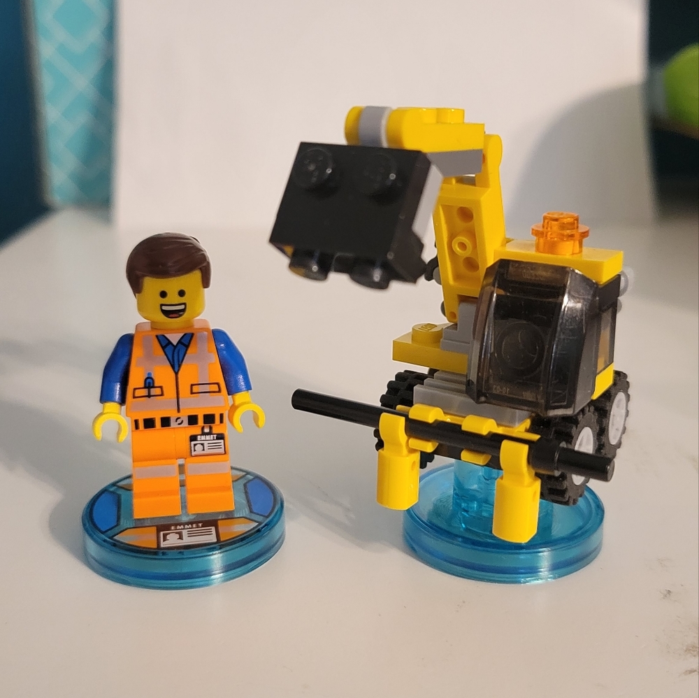 GUC Lego Dimensions Emmet and Emmets Excavator 71212